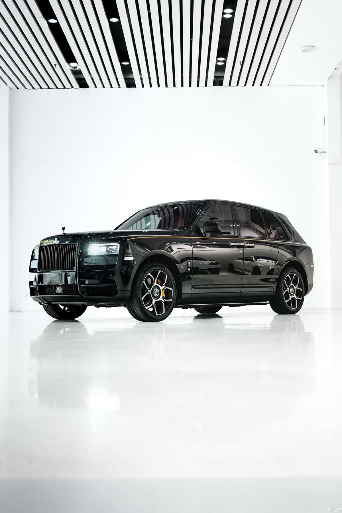 Rolls-Royce Cullinan, 2023 1