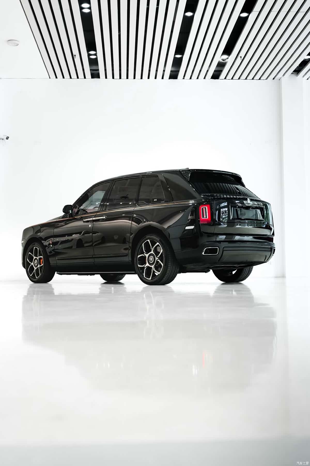 Rolls-Royce Cullinan, 2023 все фото
