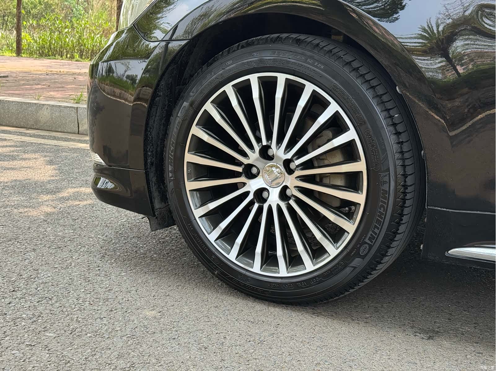 Toyota Crown, 2018 все фото