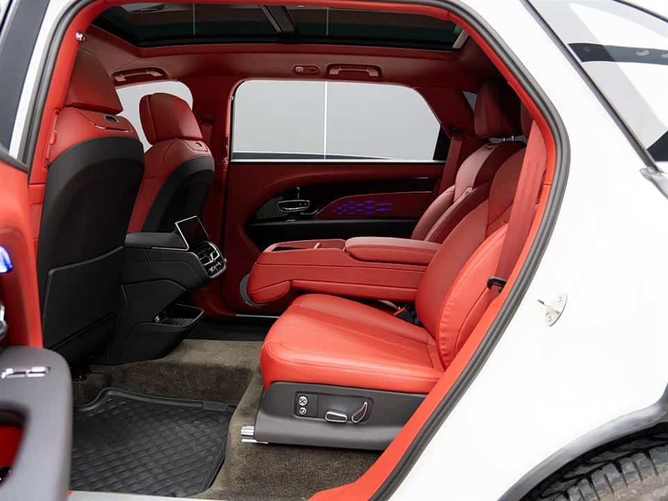 Bentley Tim Yue Bentley Tim Yue