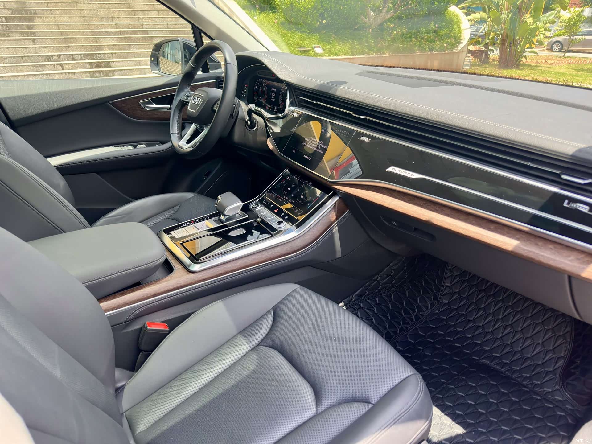 Audi Q7, 2024 11