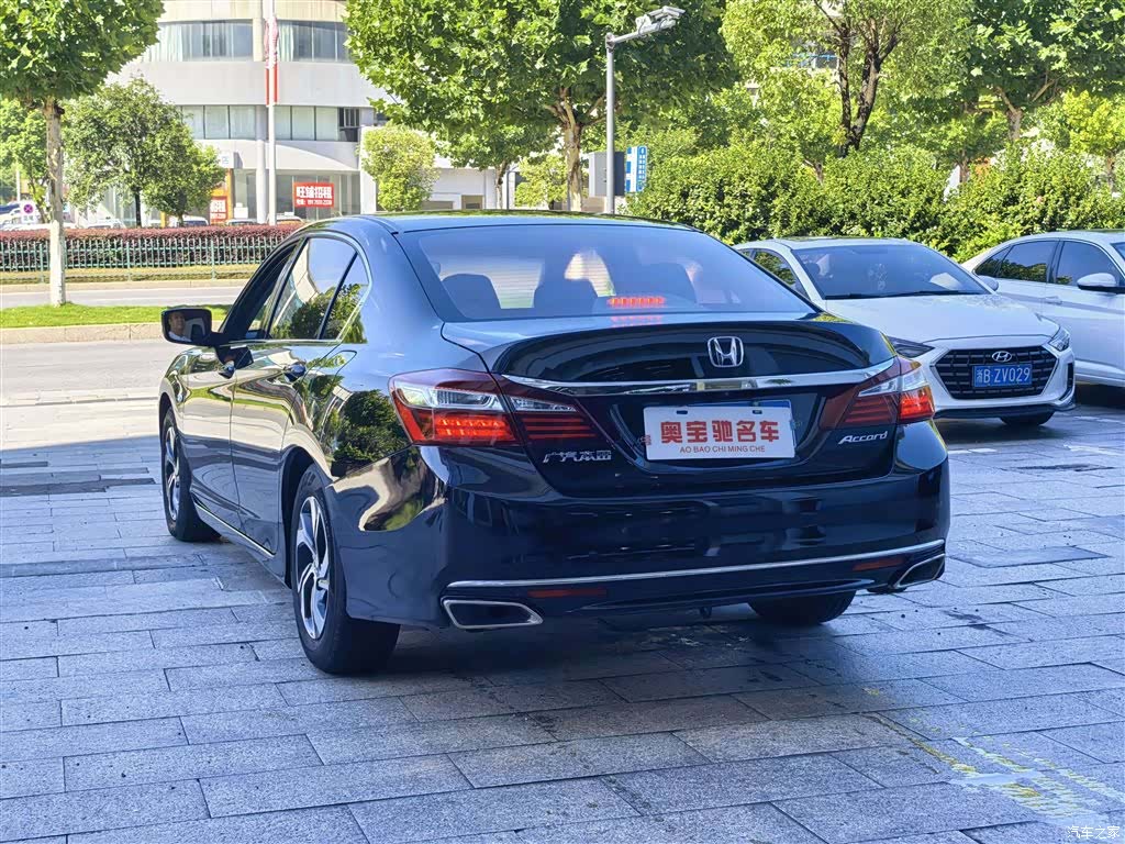Honda Accord, 2019 9