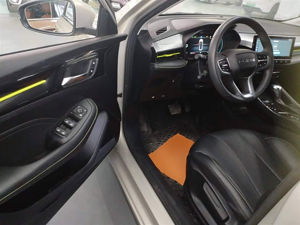 Roewe i5