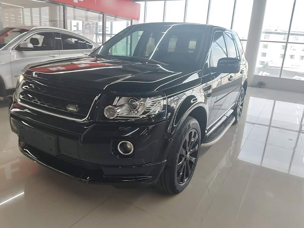 Land Rover 2