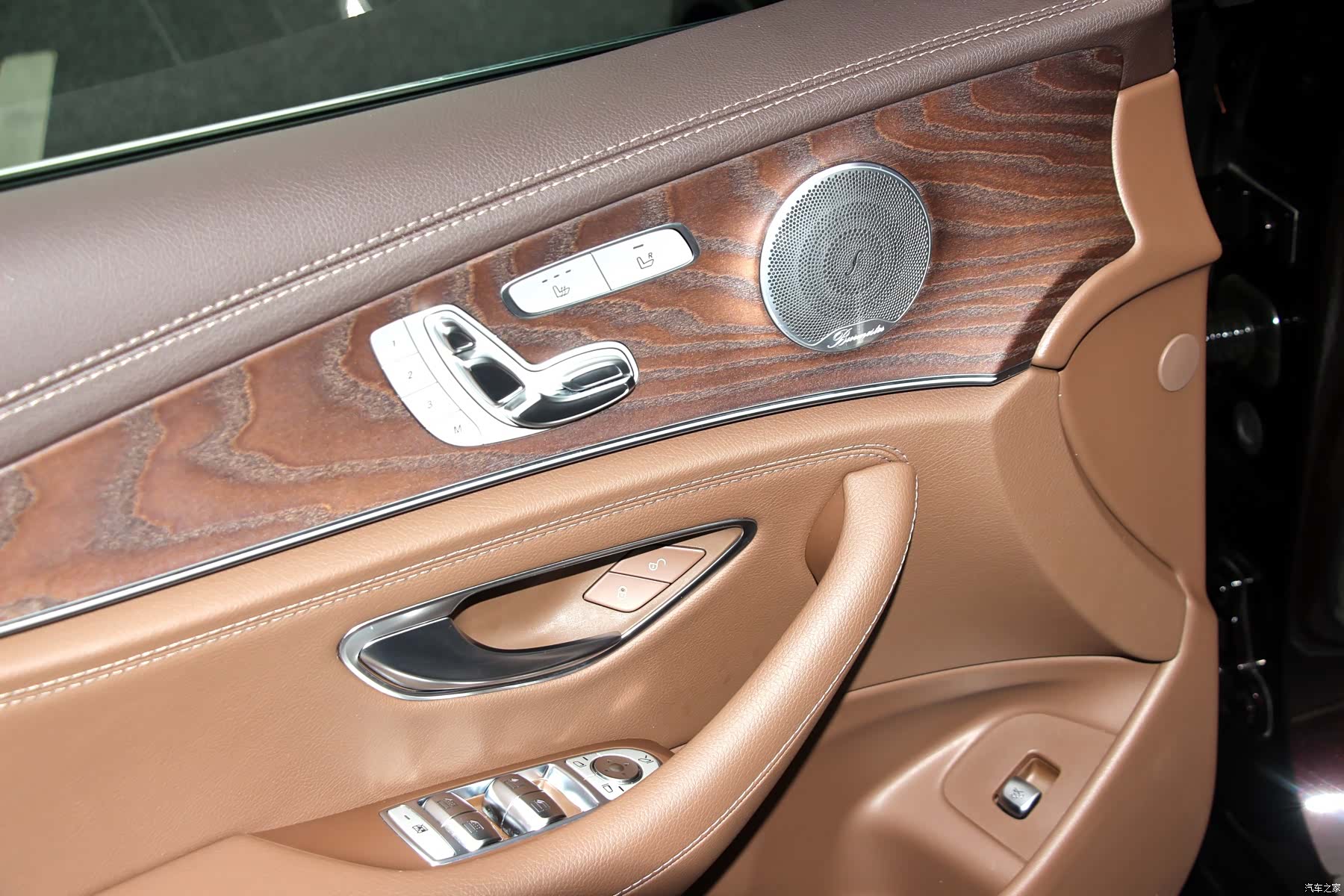 Mercedes-Benz E-Class, 2021 8