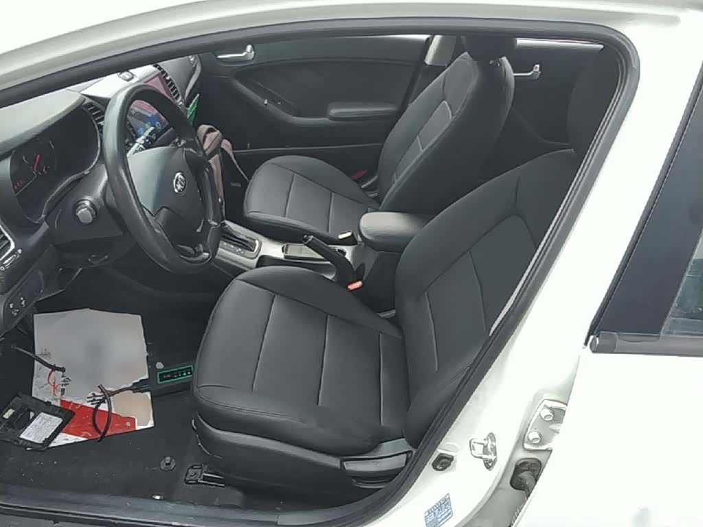 Kia K3, 2015 15