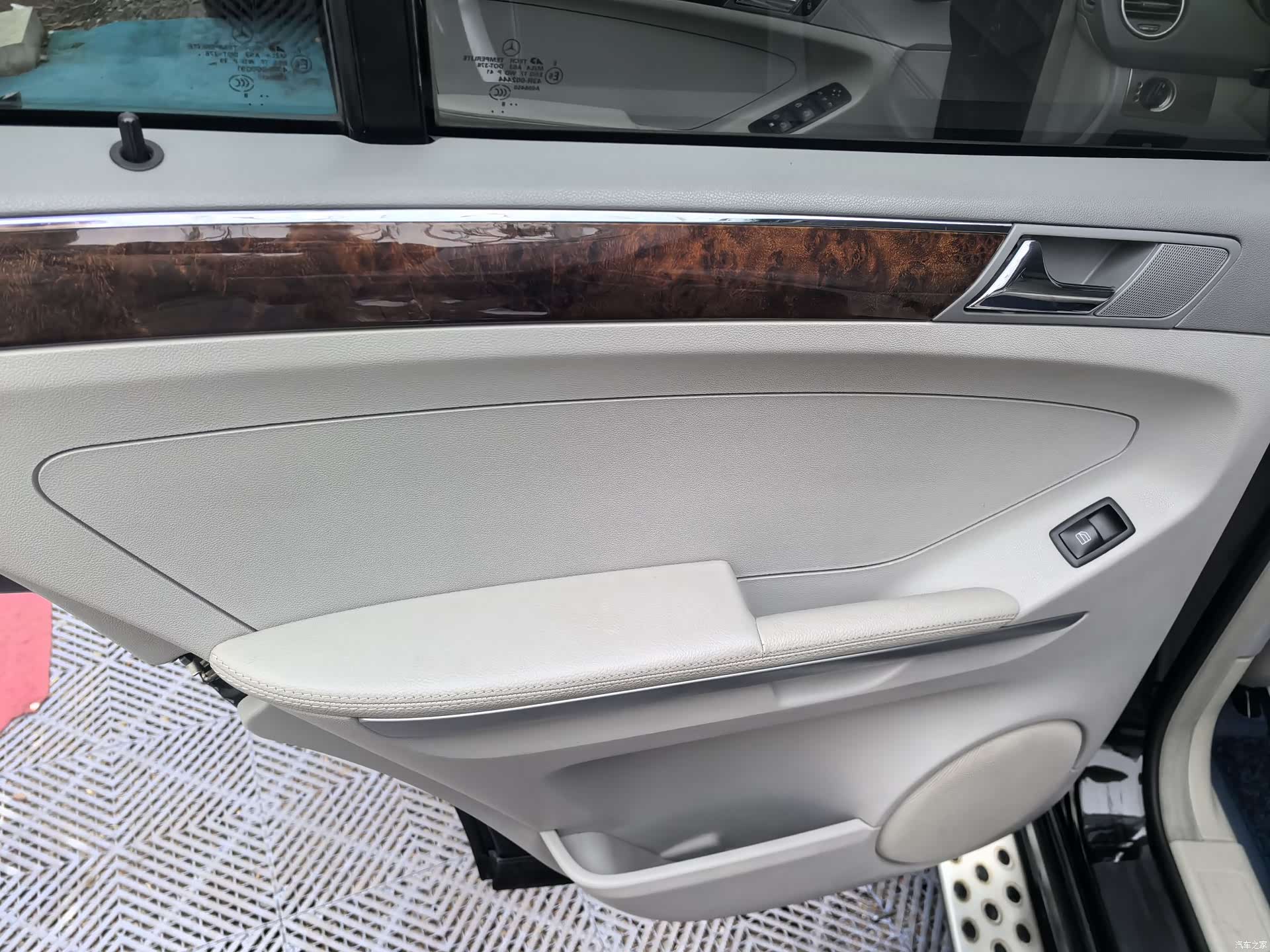 Mercedes-Benz M-Class, 2008 7