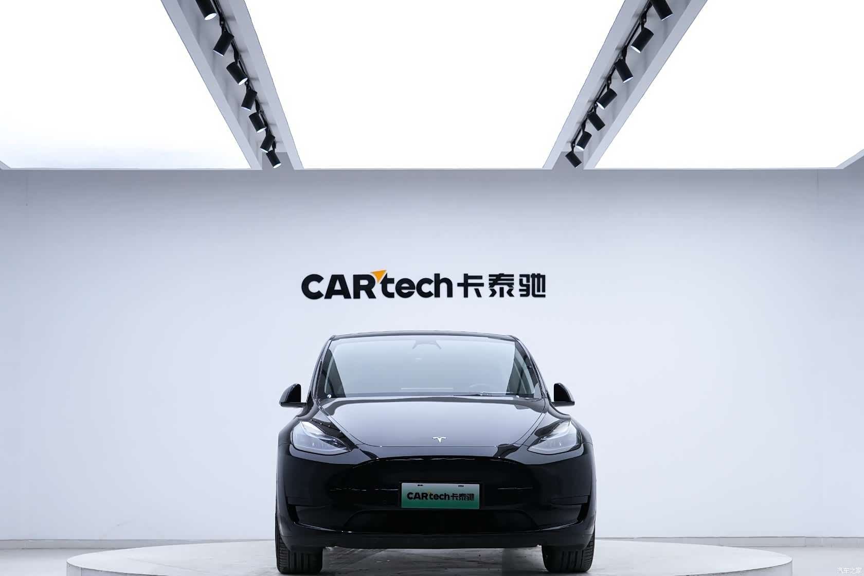 Tesla Model Y, 2023 6