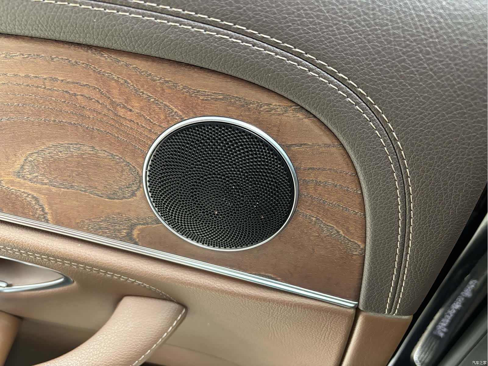 Mercedes-Benz E-Class, 2018 32