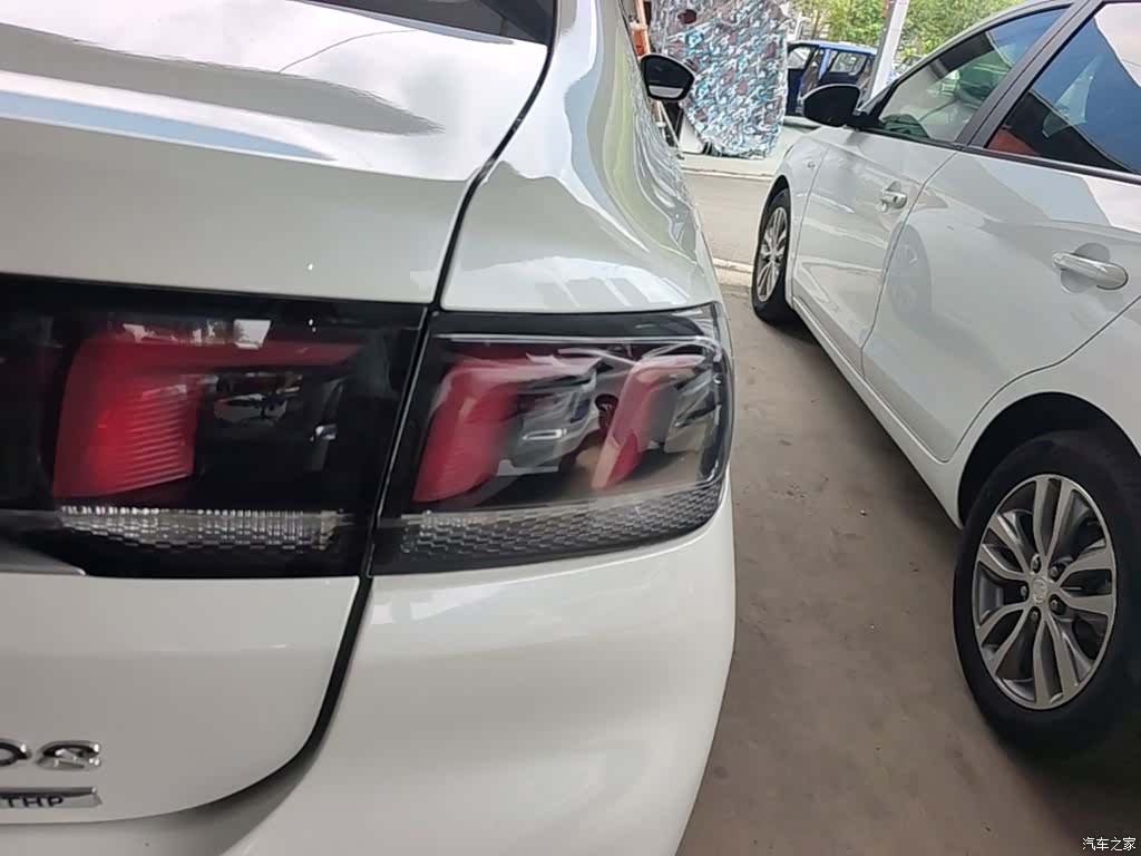 Peugeot 308, 2017 24