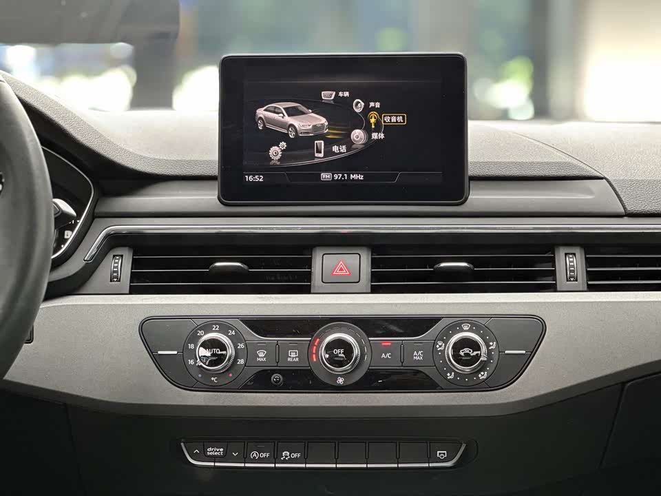 Audi A4L