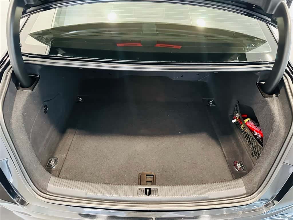 Audi A6L, 2013 6