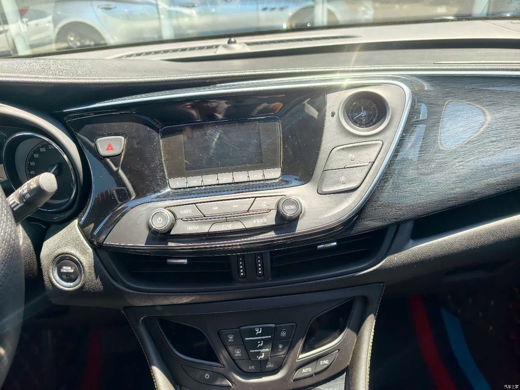 Buick Envision Plus, 2016 все фото