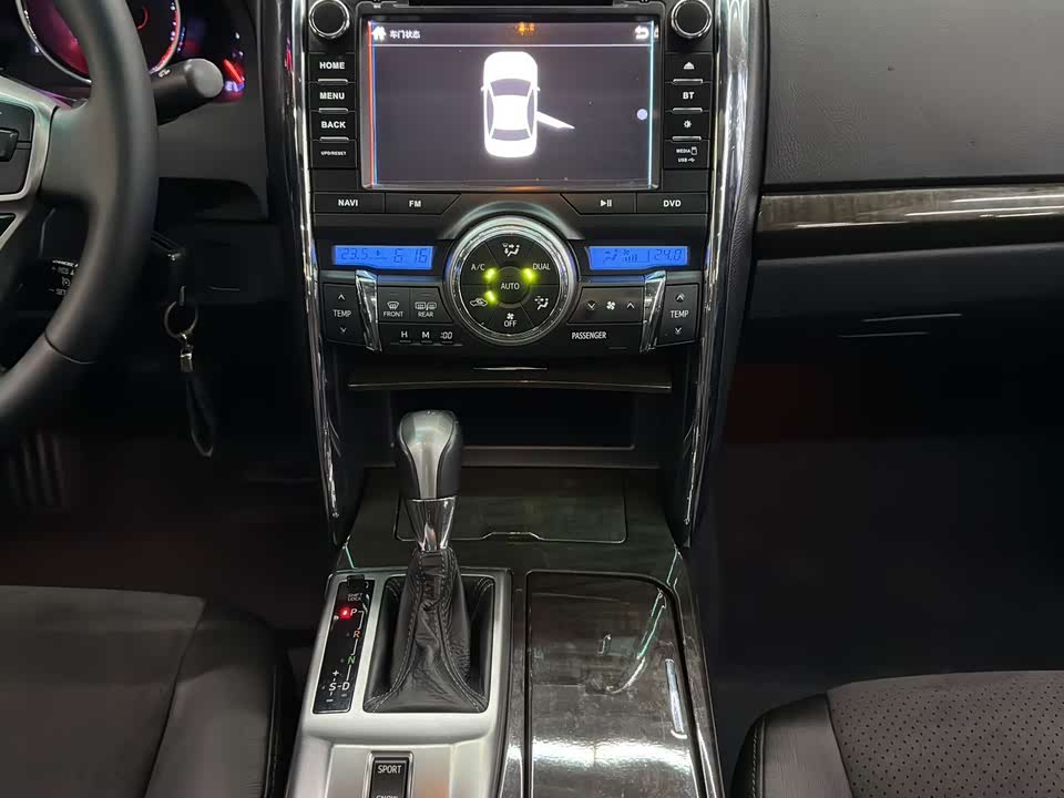 Toyota Reiz Toyota Reiz