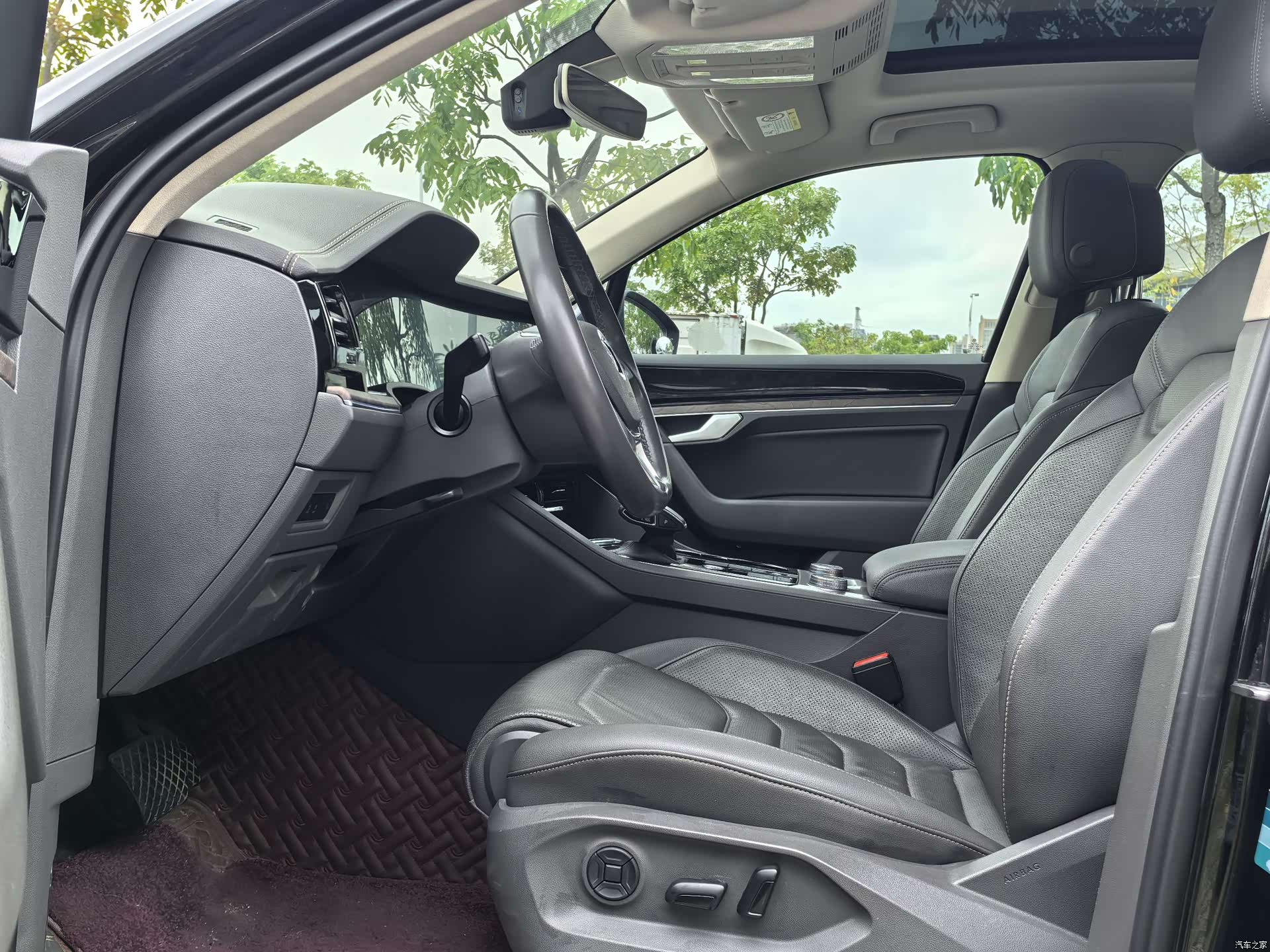 Volkswagen Touareg, 2020 7