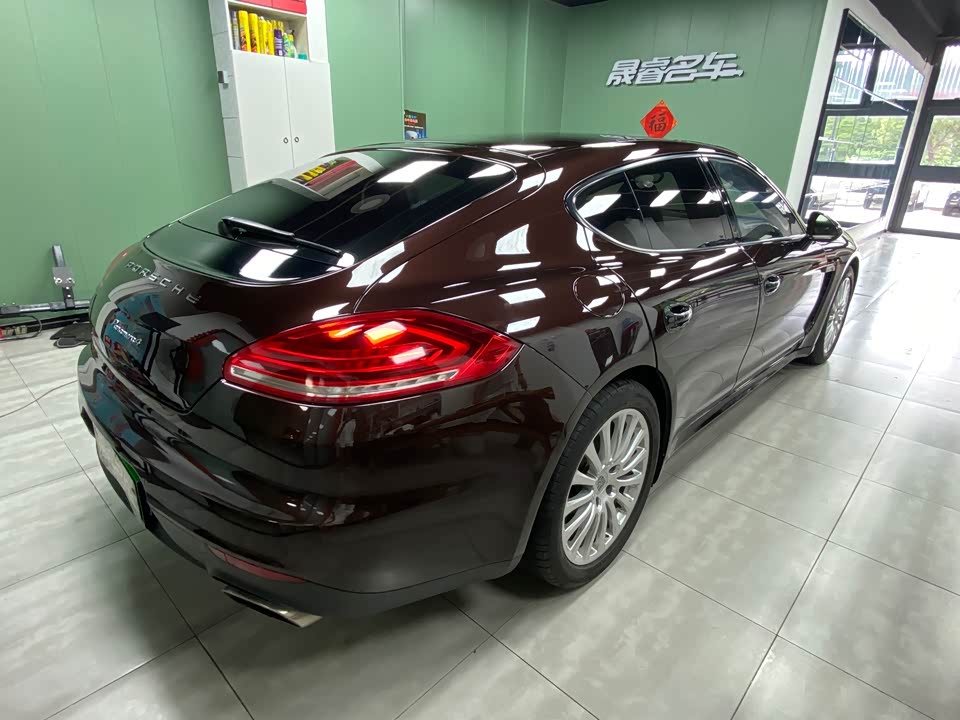 Porsche Panamera