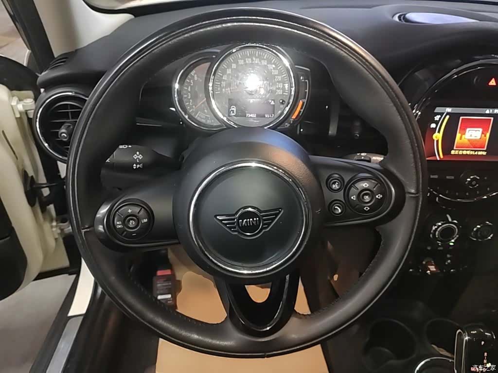 Mini ONE, 2019 11