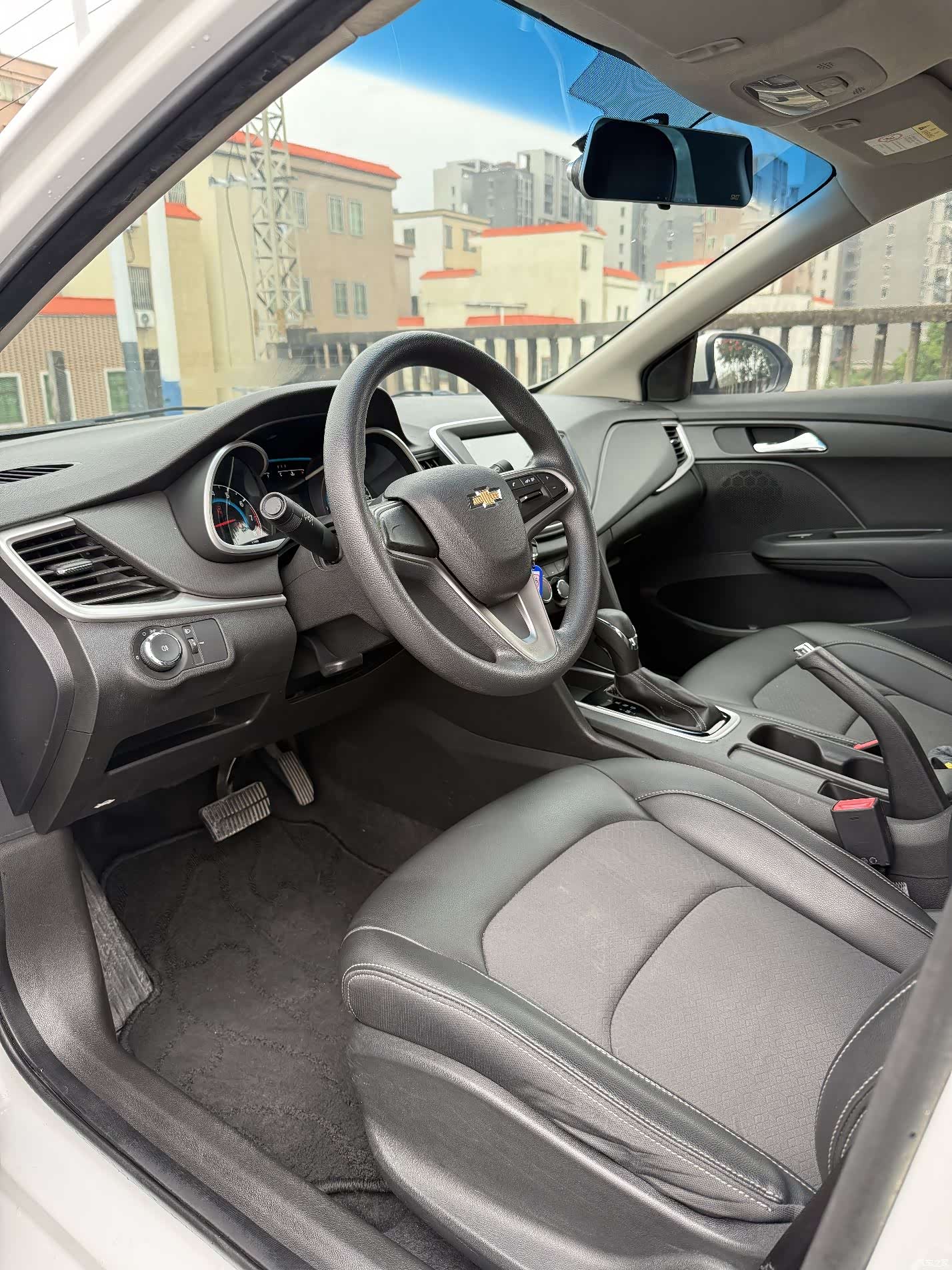 Chevrolet 320, 2019 все фото