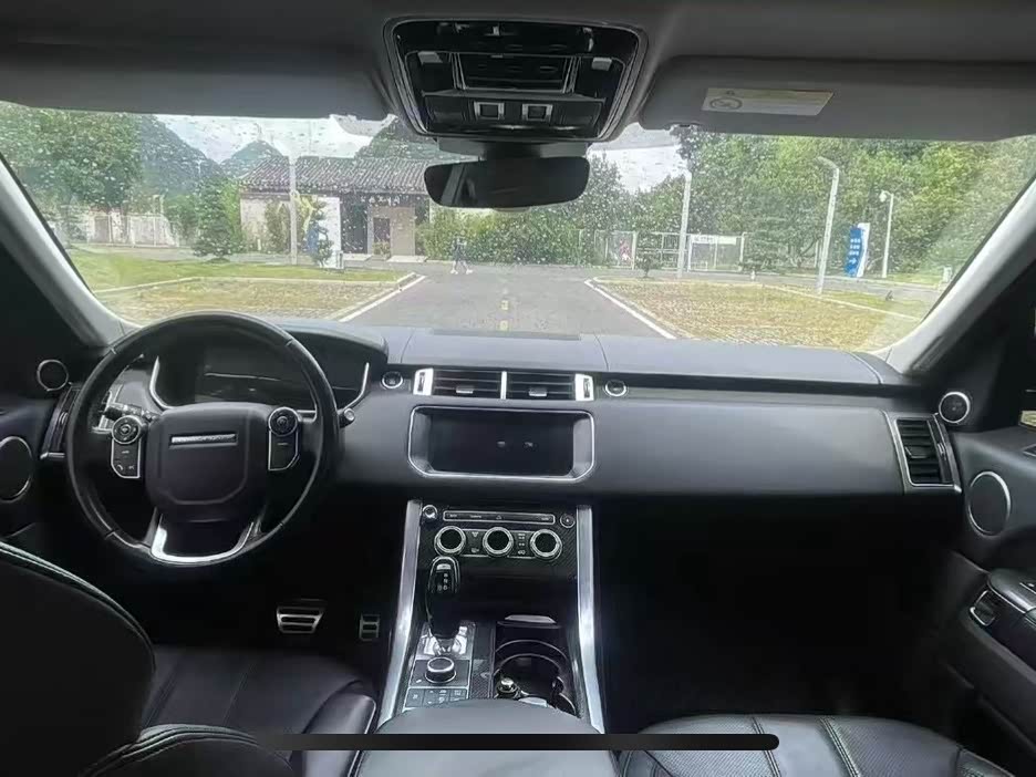 Land Rover Range Rover Sport Land Rover Range Rover Sport