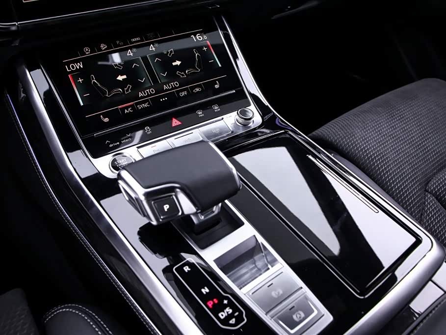 Audi Q8 Audi Q8