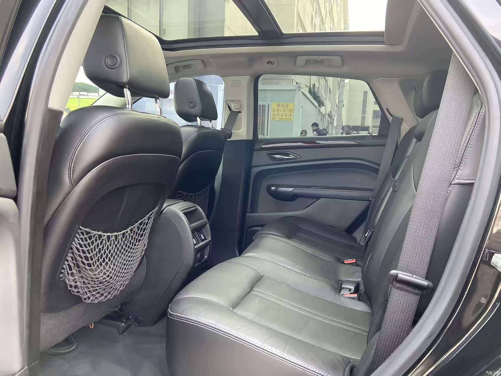Cadillac SRX, 2013 15