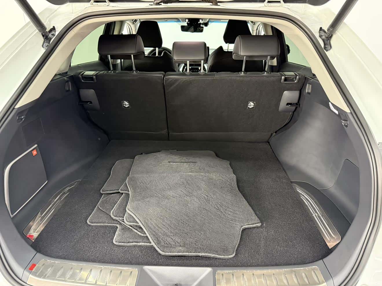 Toyota Venza, 2022 9