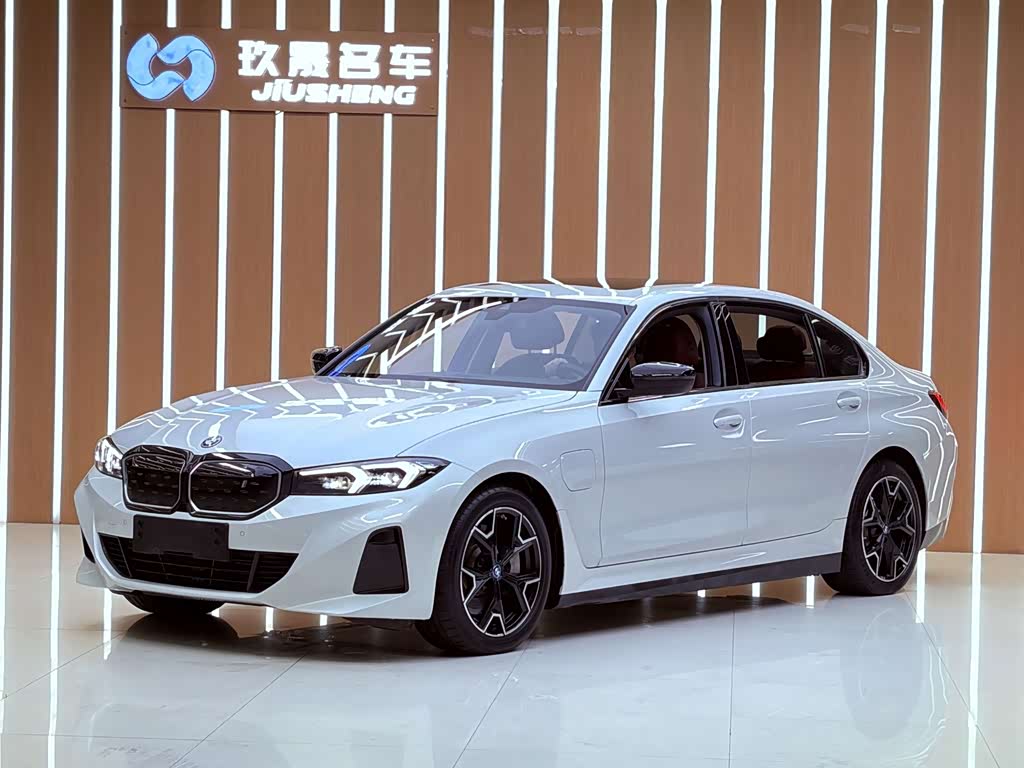 BMW i3 2023 eDrive 40 L