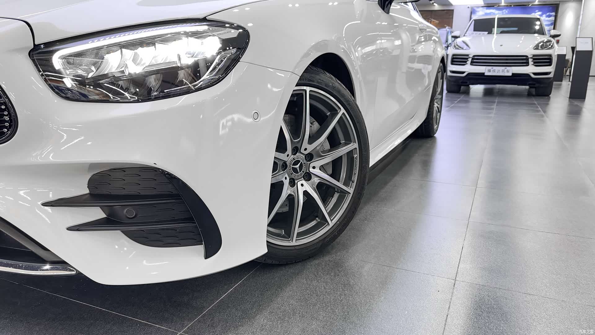Mercedes-Benz E-Class, 2022 9