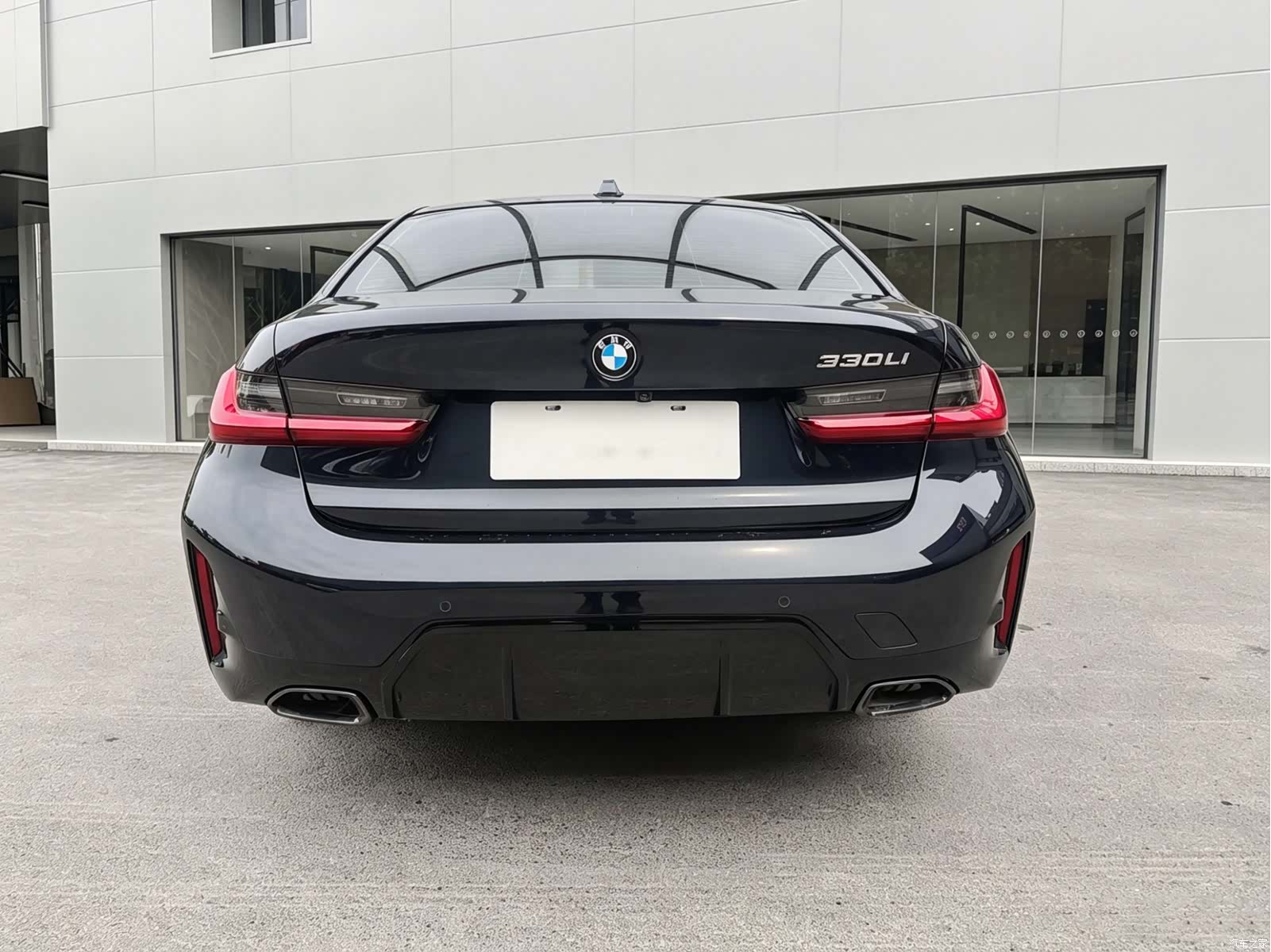 BMW 3 Series, 2026 14