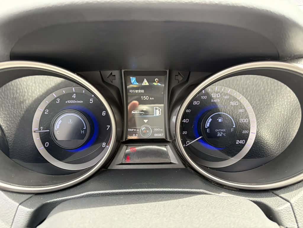 Changan CS75, 2016 все фото