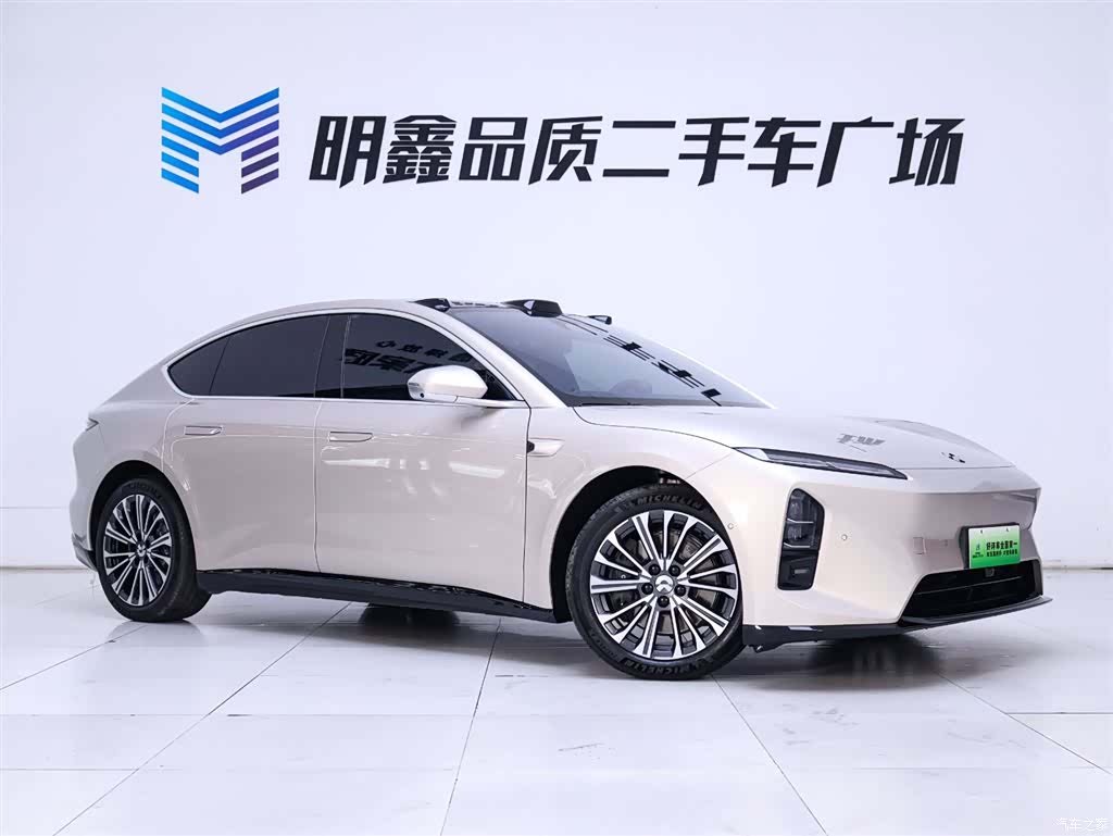 NIO ET5, 2026 все фото