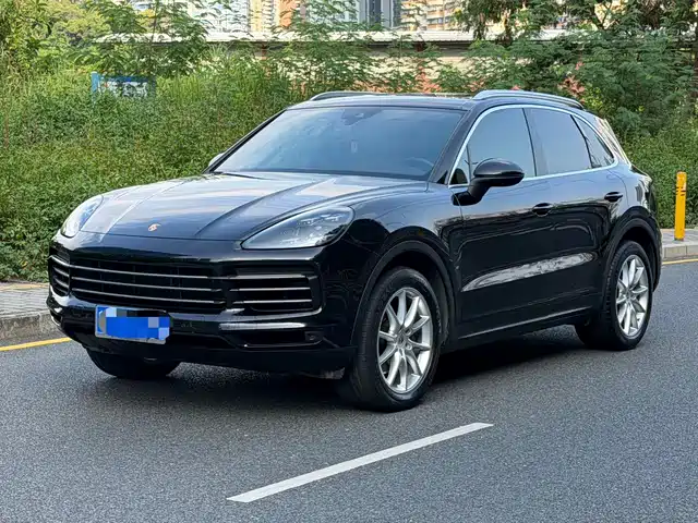 Porsche Cayenne 2018 — купить из Китая под заказ