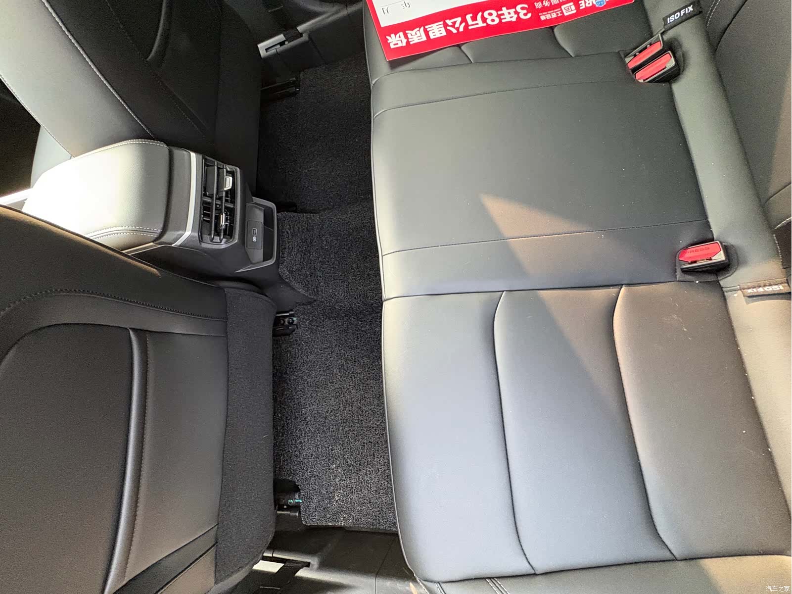 Geely Emgrand, 2025 12