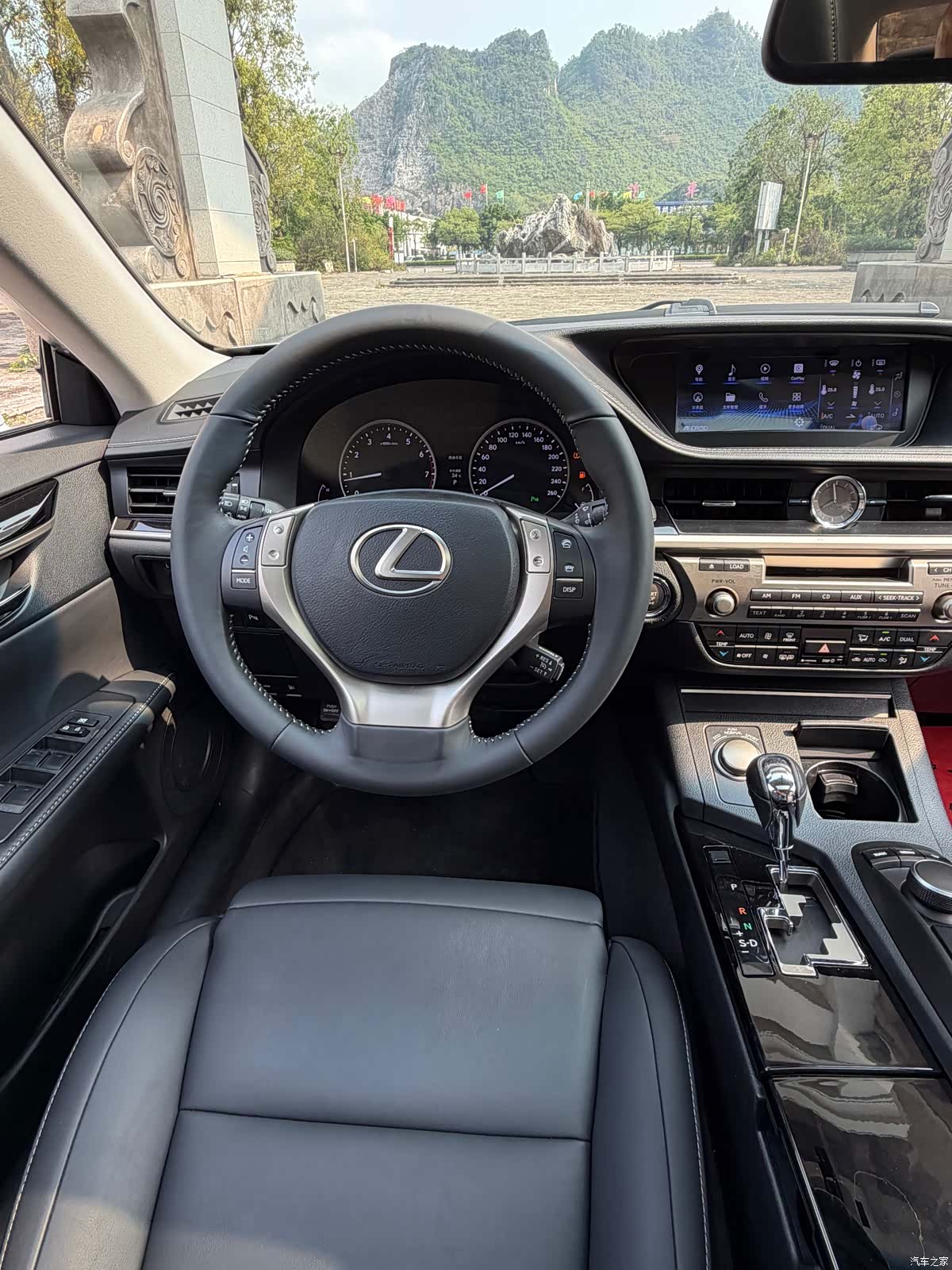 Lexus ES, 2014 10