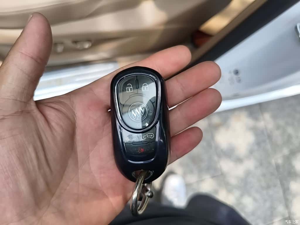 Buick GL8, 2020 17