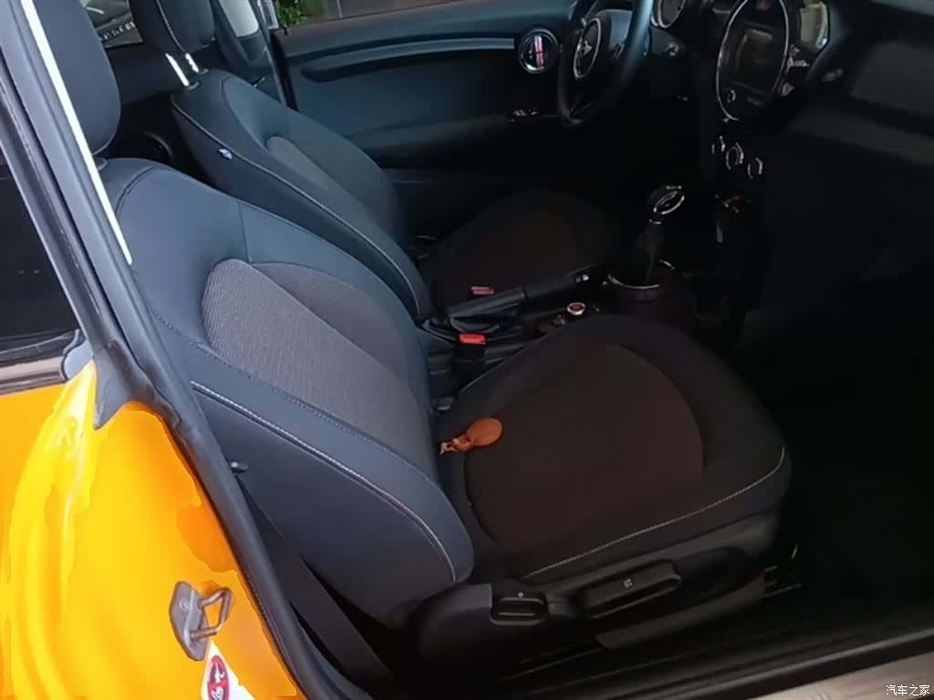 Mini Cooper, 2015 20