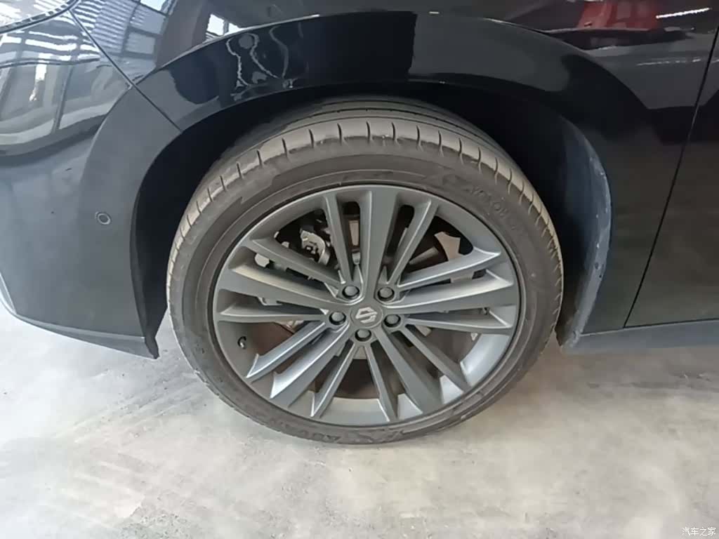 Leapmotor C16, 2025 23