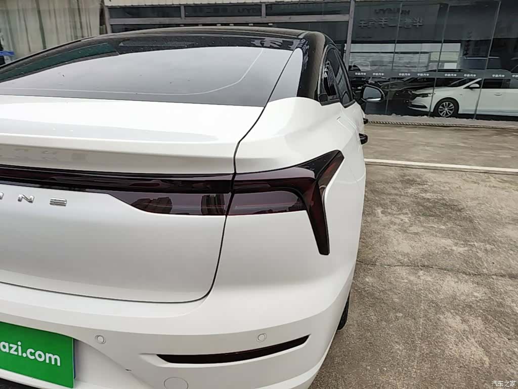 Bestune B70, 2021 8