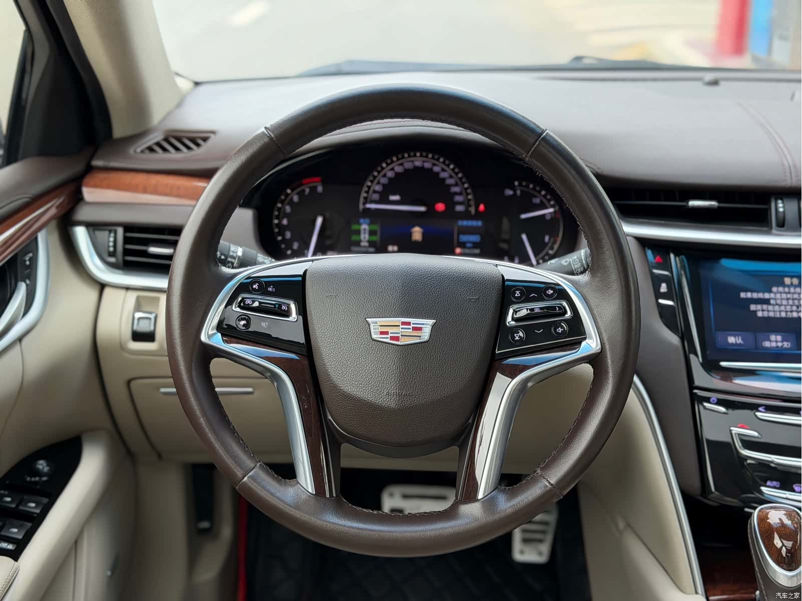 Cadillac XTS, 2017 14