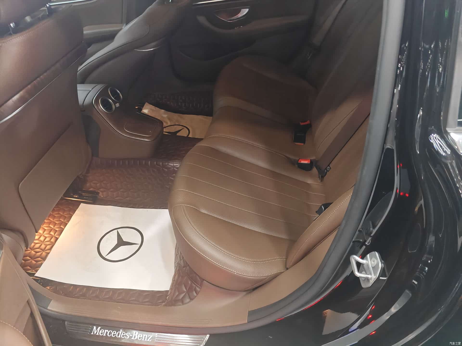 Mercedes-Benz E-Class, 2021 9