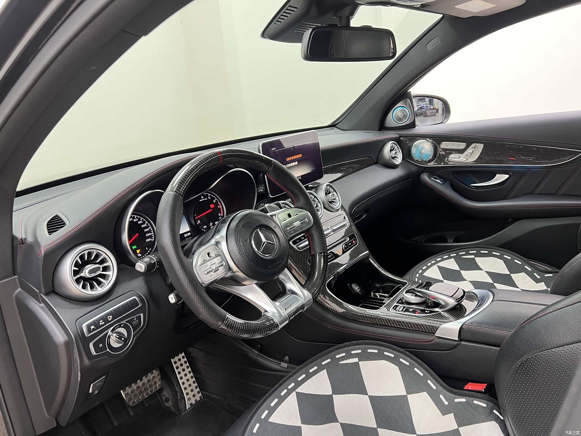 Mercedes-Benz GLC, 2019 15