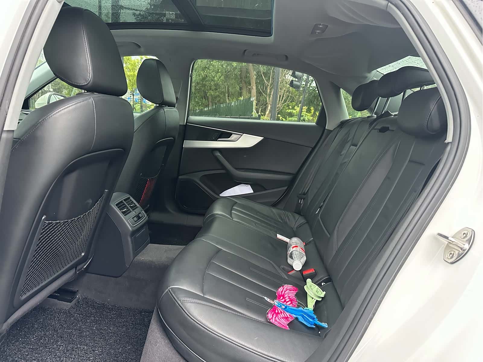 Audi A4L, 2018 9