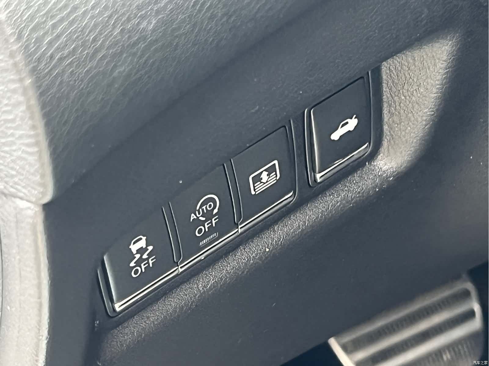Infiniti Q50L, 2017 25