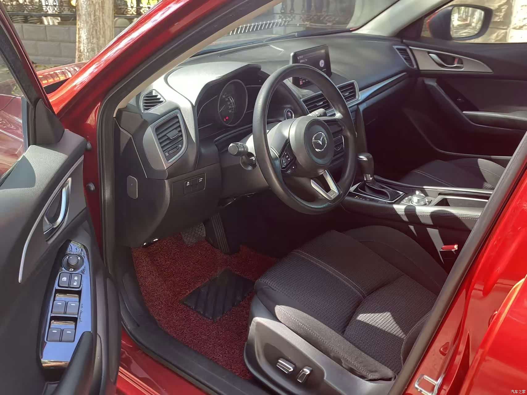 Mazda Mazda3, 2020 4