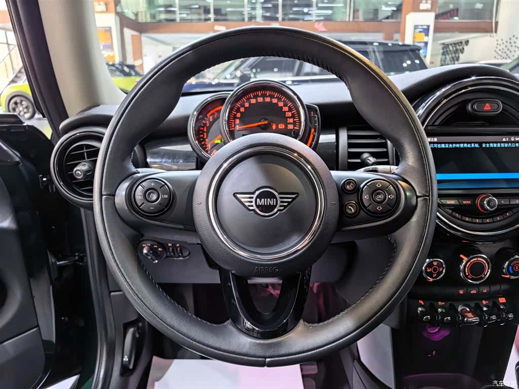 Mini Cooper, 2019 8