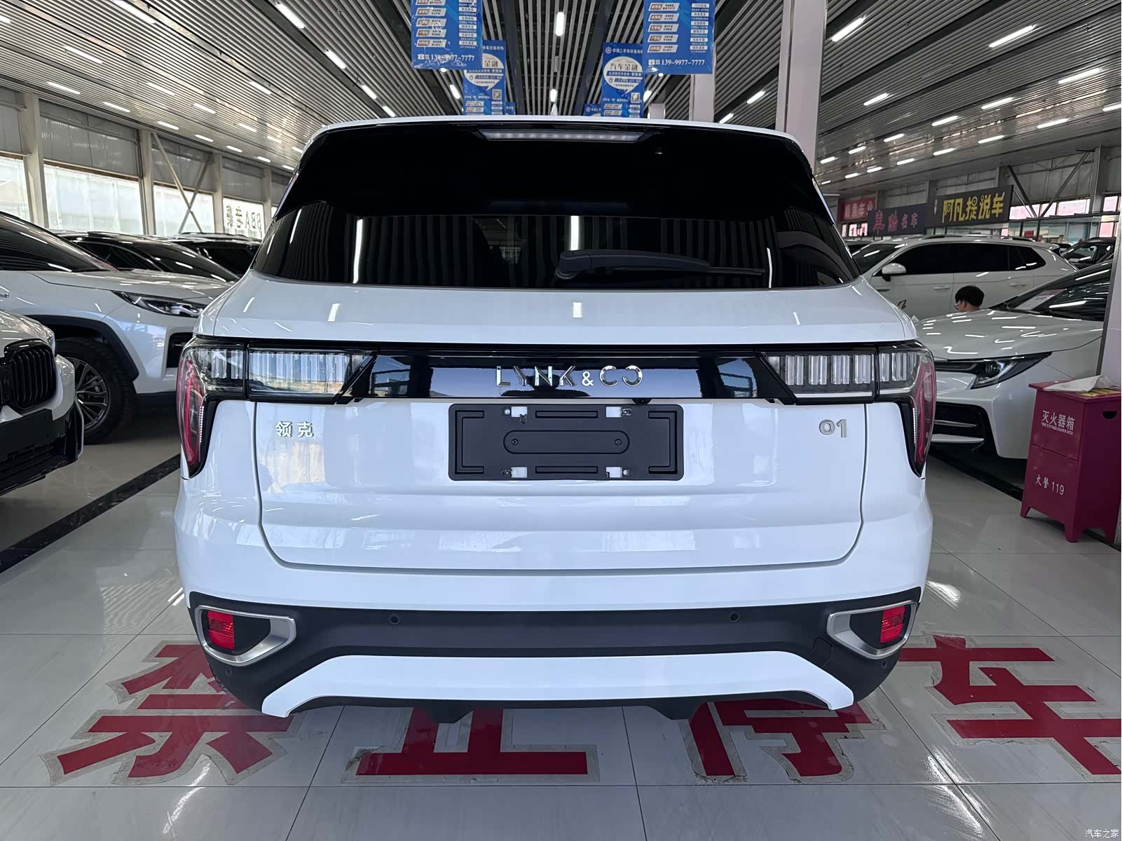 Lynk & Co 01, 2018 все фото
