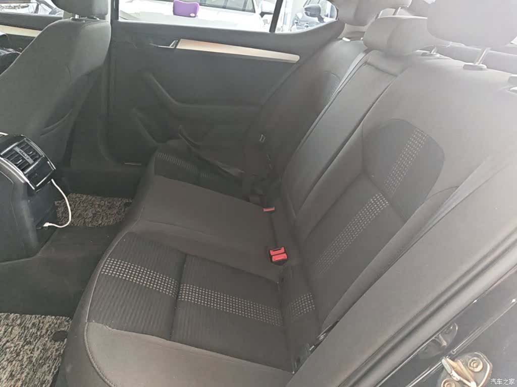 Skoda Superb, 2018 17