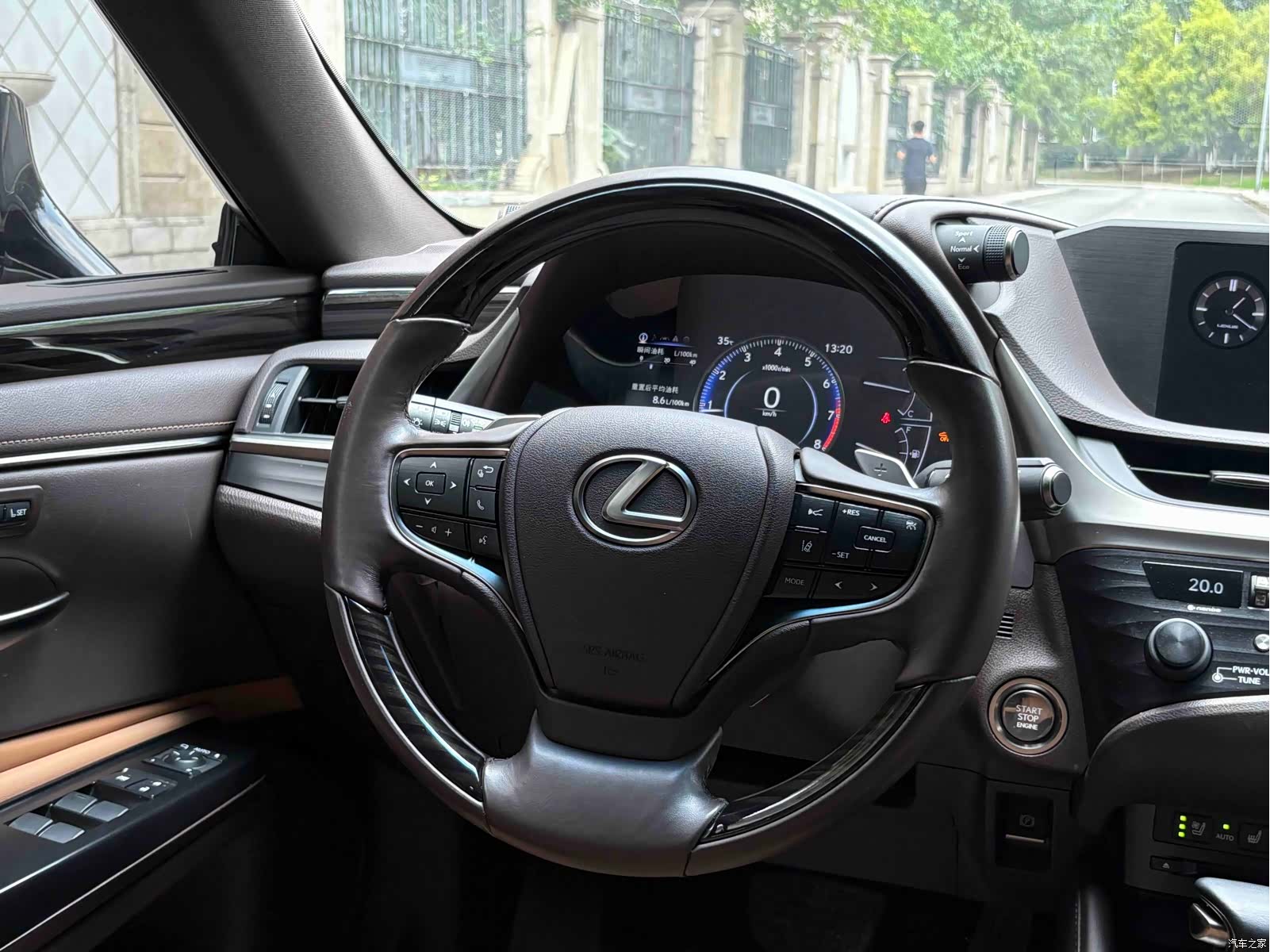 Lexus ES, 2020 17