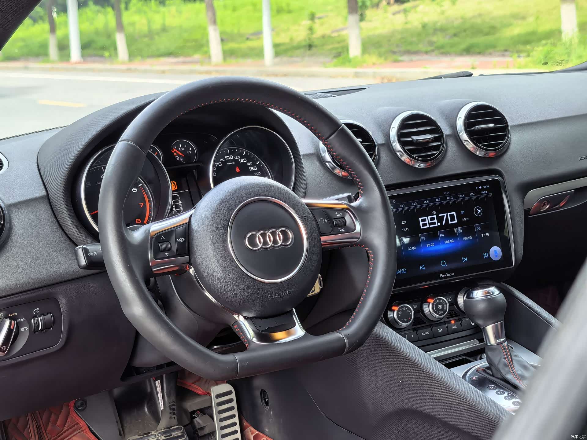 Audi TT, 2014 12