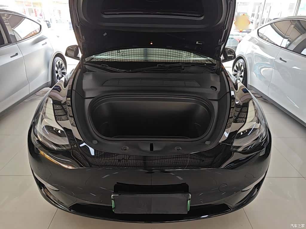Tesla Model Y, 2021 20